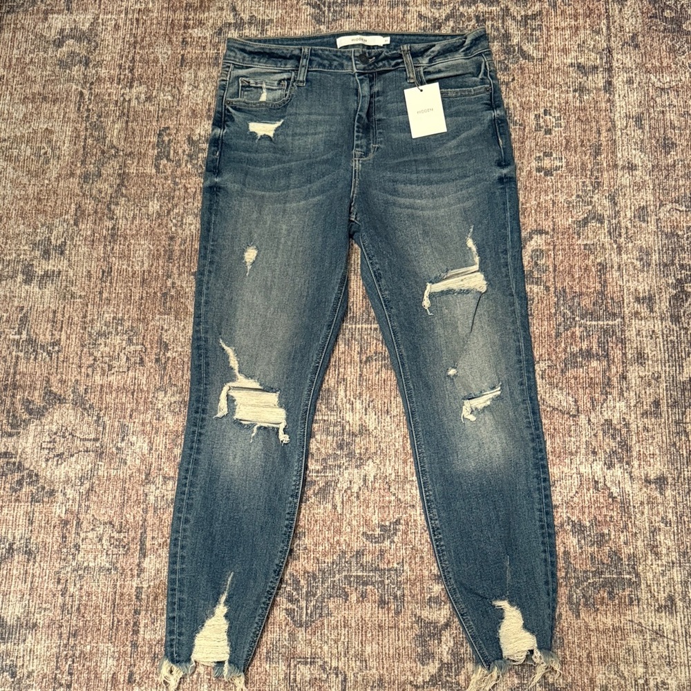 NWT Hidden Jeans - Taylor High Rise Skinny